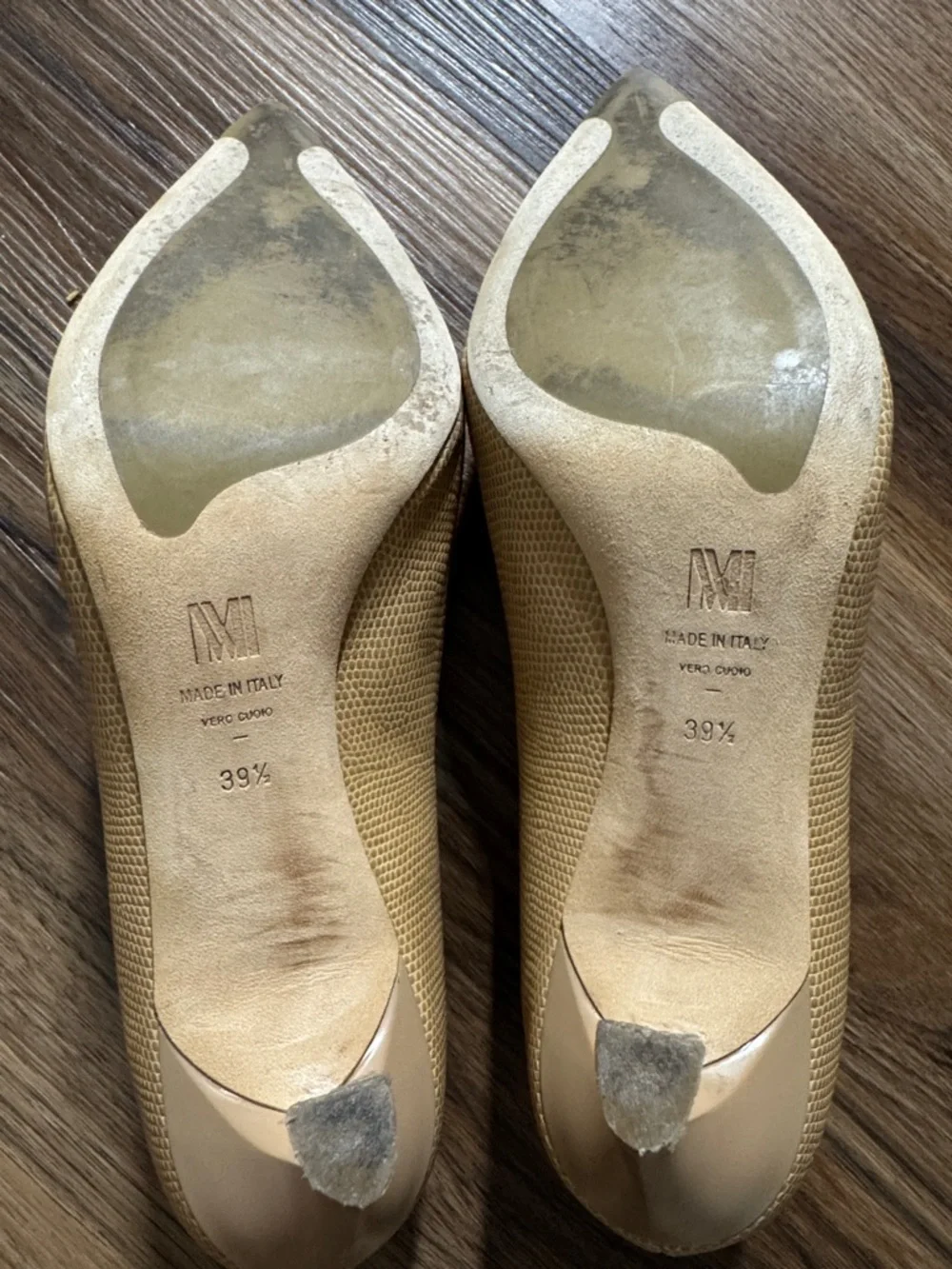 M.M.LaFleur Ginger Pumps - Embossed Lizard in Wheat EU 39.5/US 8.5/9 - Picture 12 of 12